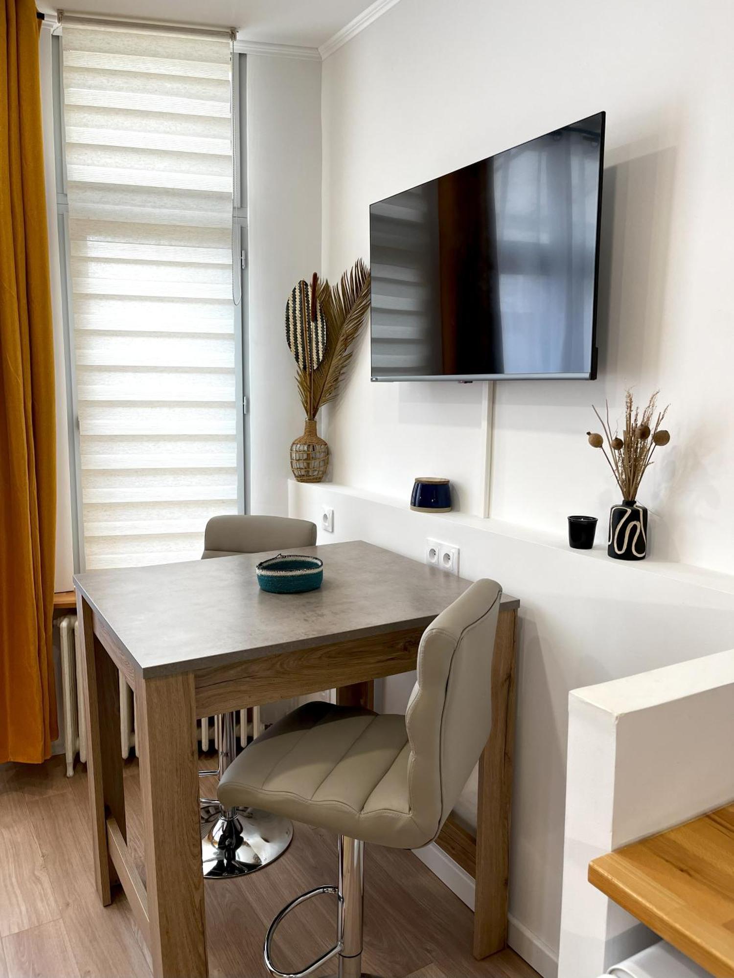 Le Cosmopolite • Hyper Centre • Calme • Proche Gare Apartment Chateauroux Ngoại thất bức ảnh