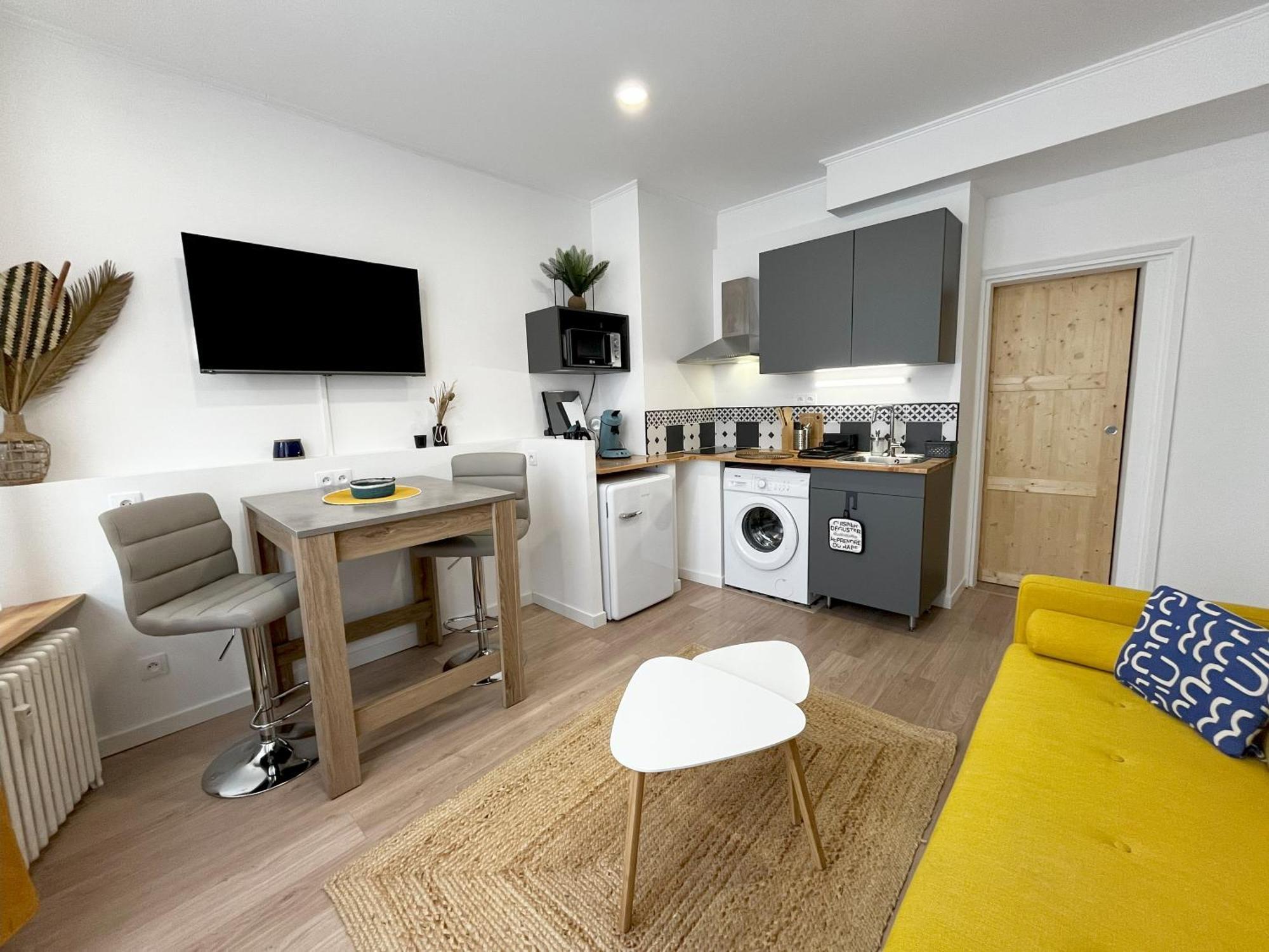 Le Cosmopolite • Hyper Centre • Calme • Proche Gare Apartment Chateauroux Ngoại thất bức ảnh